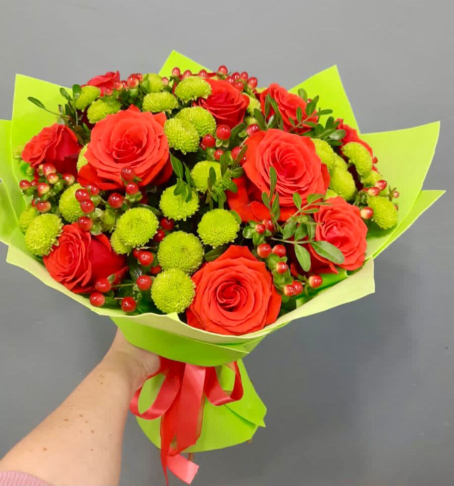 Букет цветов из: Хризантемы и Розы в Первоавгустовском