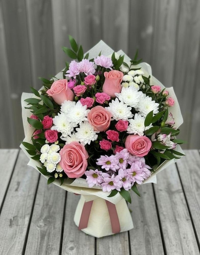 Букет цветов из: Альстромерии, Гвоздики, Розы и Хризантемы в Первоавгустовском