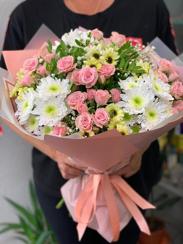 Букет цветов из: Розы и Хризантемы в Первоавгустовском