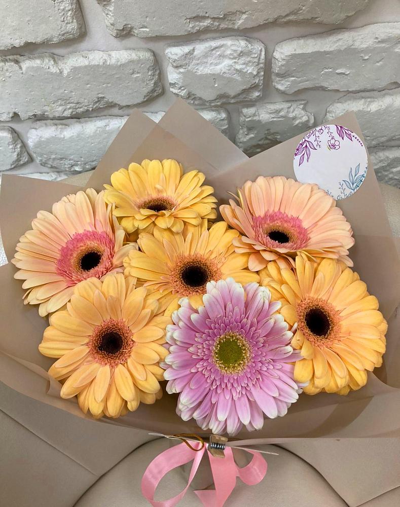 Букет цветов из: Герберы в Первоавгустовском