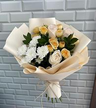 Букет цветов из:  Розы и Хризантемы #REPLACE_PRED# Первоавгустовском