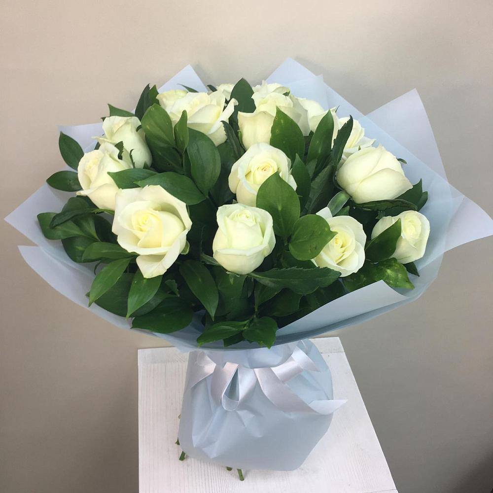 Букет 15 Белых роз Проуд в Первоавгустовском