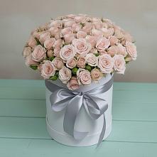 Цветочная композиция из Розы в шляпной коробке в Первоавгустовском