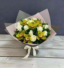 Букет цветов из:  Орхидеи и Розы в Первоавгустовском