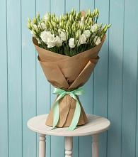 Букет цветов из:  Лизиантусы в Первоавгустовском