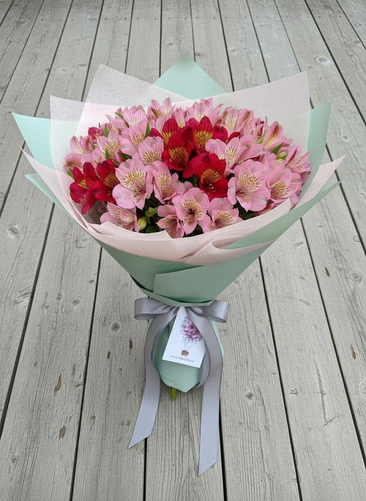 Букет цветов из: Альстромерии в Первоавгустовском