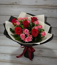 Букет цветов из:  Розы #REPLACE_PRED# Первоавгустовском