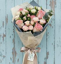 Букет цветов из:  Розы в Первоавгустовском