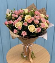 Букет цветов из:  Розы в Первоавгустовском