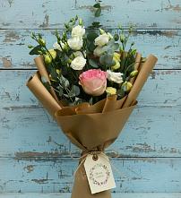 Букет цветов из:  Розы и Лизиантусы в Первоавгустовском